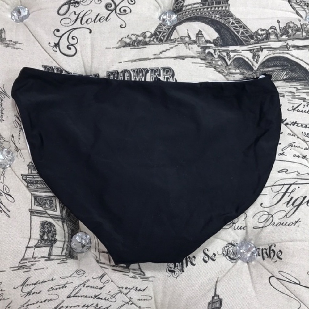 Snapper Rock Reversible Bikini Bottom - Picture 5 of 6